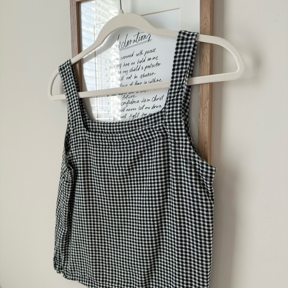 Target Top! - Picture 3 of 3